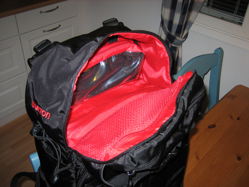 Burton zoom pack 4.jpg - kts edellinen kuvateksti.